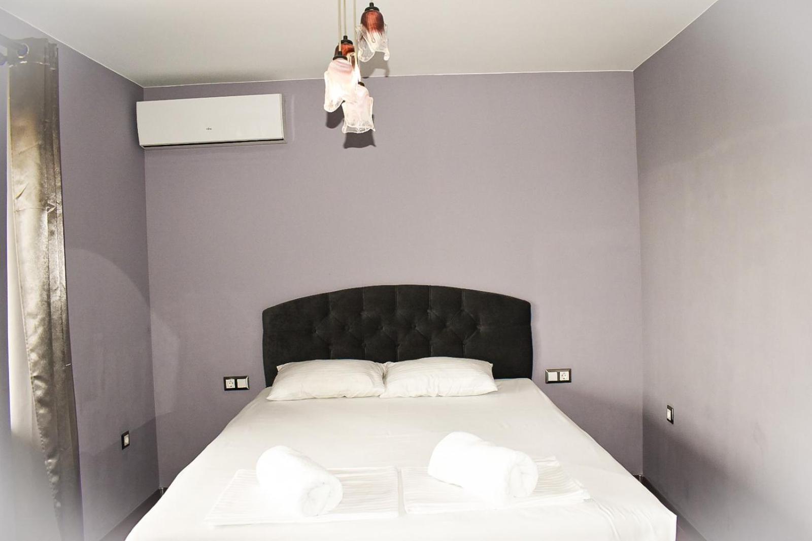 Casafamiglia Villa Prolesha ภายนอก รูปภาพ